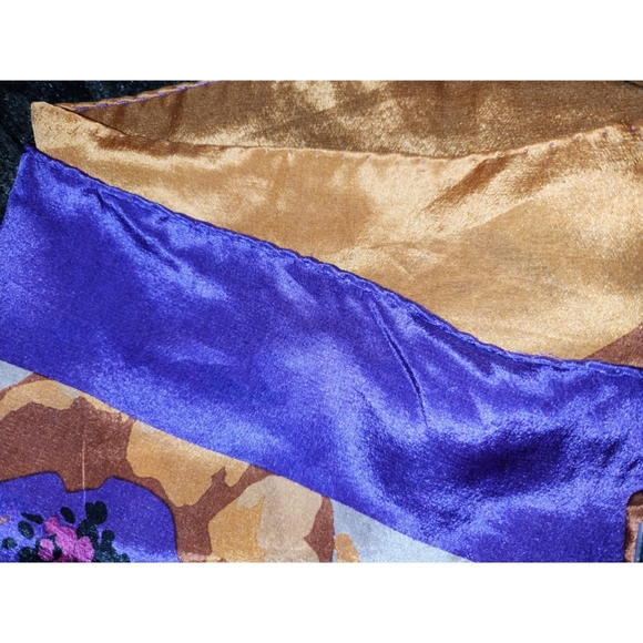 VINTAGE OSCAR de la RENTA SQUARE SILK ABSTRACT PRINT DESIGNER SCARF - Picture 5 of 7